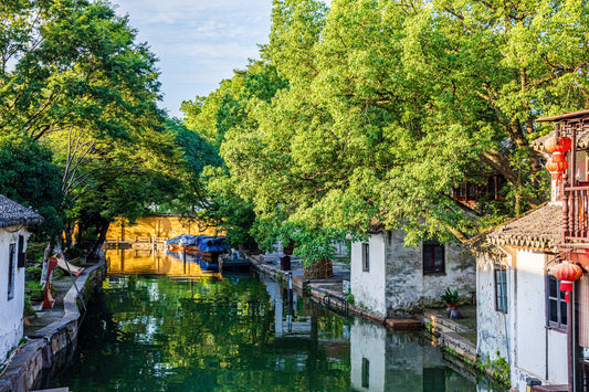 Zhouzhuang Water Town, Chongyuan Temple & Couple's Garden Private Car Day Tour