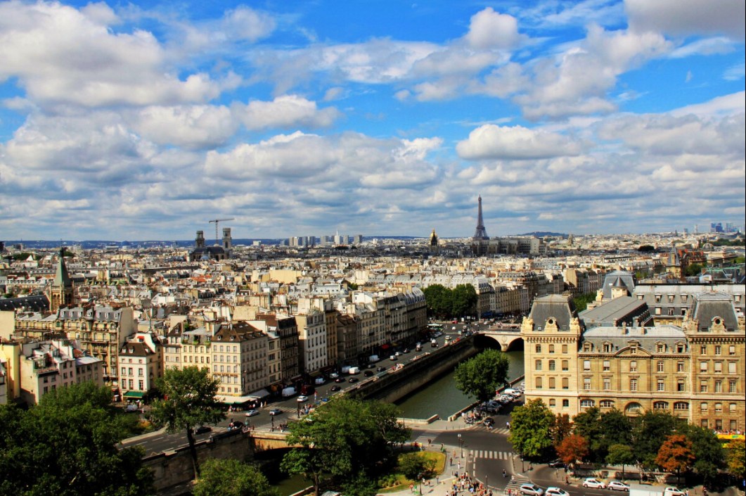Paris Car Rental with Driver: Versailles - Monet's Garden - Mont St Michel