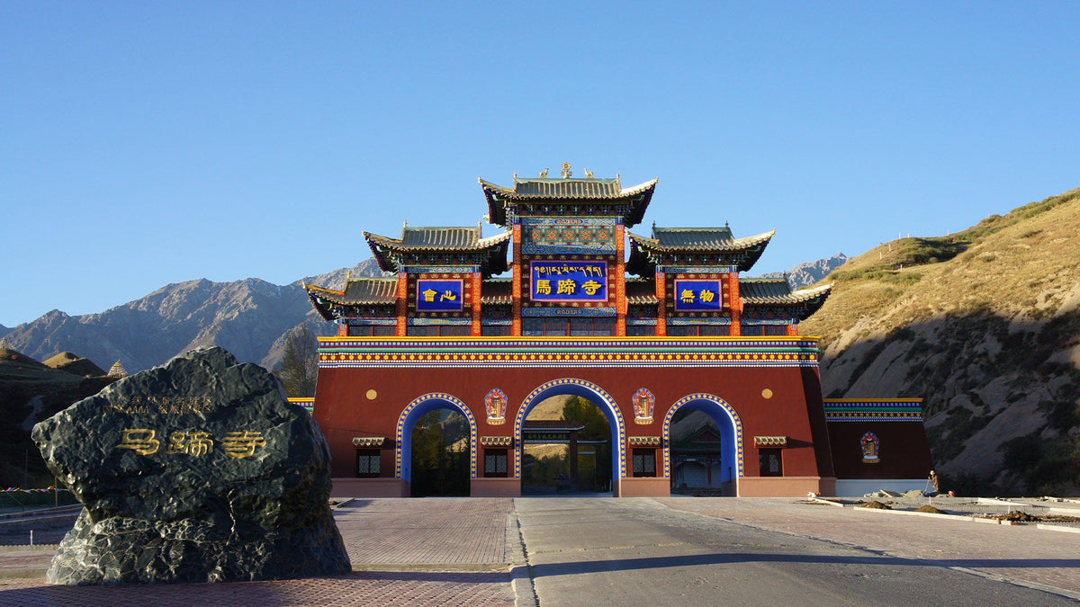 Zhangye one - day tour with car charter (optional: Colorful Danxia - Mati Temple - Pingshan Lake Grand Canyon)