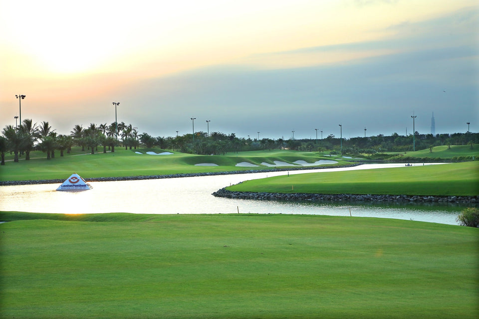 Ha Noi - Long Bien Golf Course With Private Car & Cadie