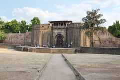 Pune Highlights: Day Tour from Mumbai with Private Car & Guide