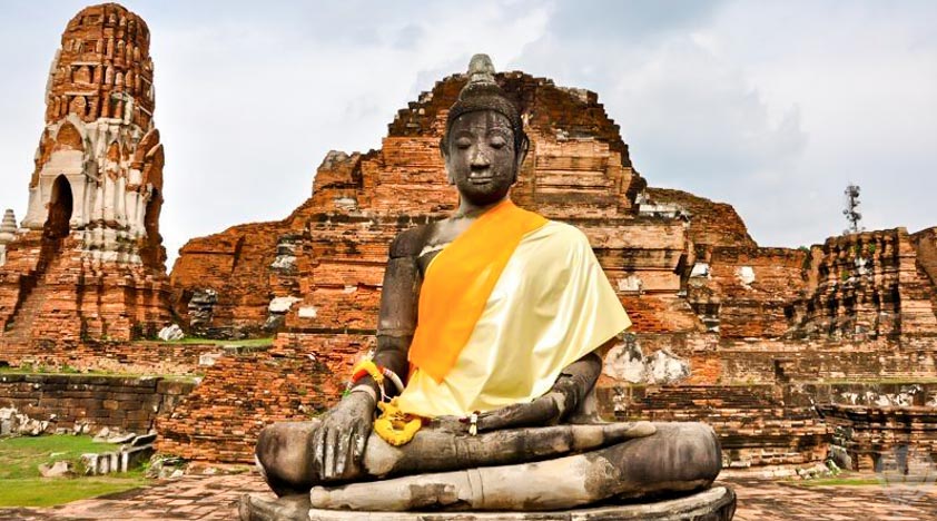 Bangkok and Ayutthaya Car Rental with Driver by Okasto