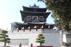 Diecai Hill & Xiaoyao Tower & Two Rivers and Four Lakes Private Car Day Tour