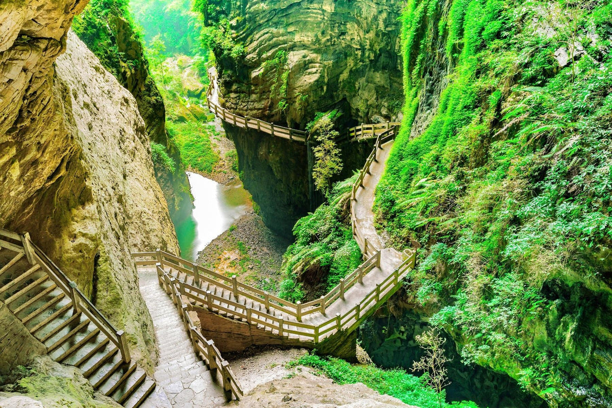 Chongqing Wulong - Jiulicheng 12 - hour private car charter 1 - 2 day tour