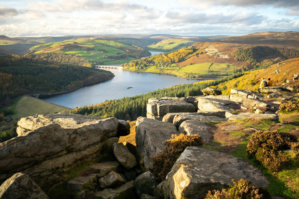[Manchester Departure] Peak District National Park & "Darcy Manor" Chatsworth House One - Day Private Car Tour (1 - 6 Passengers) | Chinese Driver - Guide Service