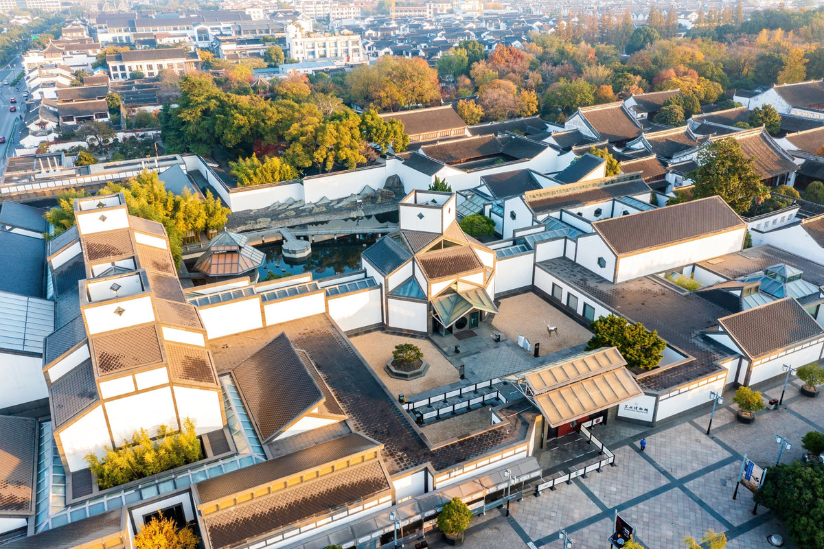 Tongli Ancient Town & Pingjiang Road & Suzhou Museum Private Car Day Tour