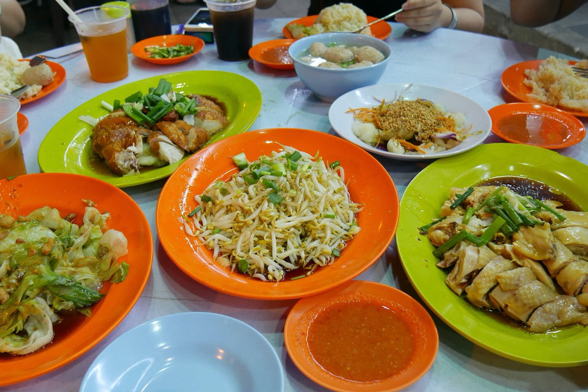 Ipoh Private Car Charter from Kuala Lumpur: Lost World of Tambun, Gua Tempurung, Kek Lok Tong Cave and Mo