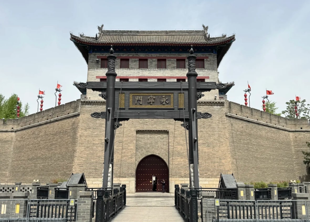 Xi'an City - Terracotta Army + Huaqing Palace - Mount Hua 1 - Day Tour (Optional Private Car - Private Group)