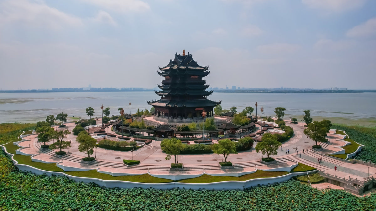Zhouzhuang Water Town, Chongyuan Temple & Couple's Garden Private Car Day Tour