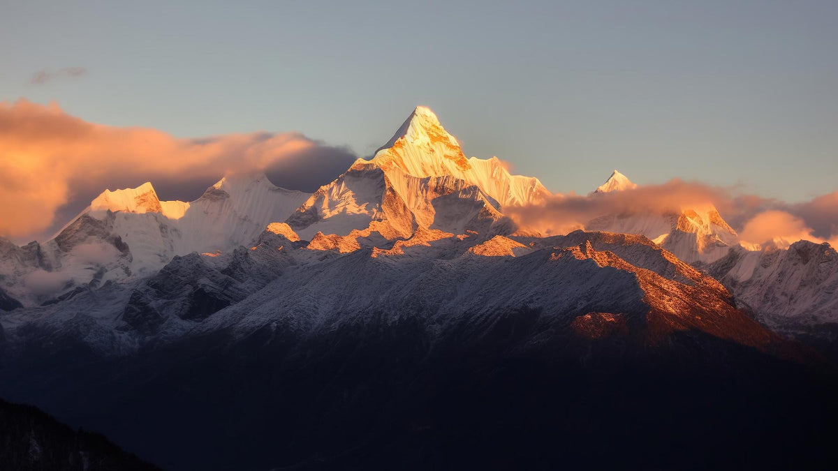 Shangri - La, Yunnan Private Car Tour (1 or 2 Days, Options: Balagezong - Meili Snow Mountain - Songzanlin Monastery - Napa Lake)