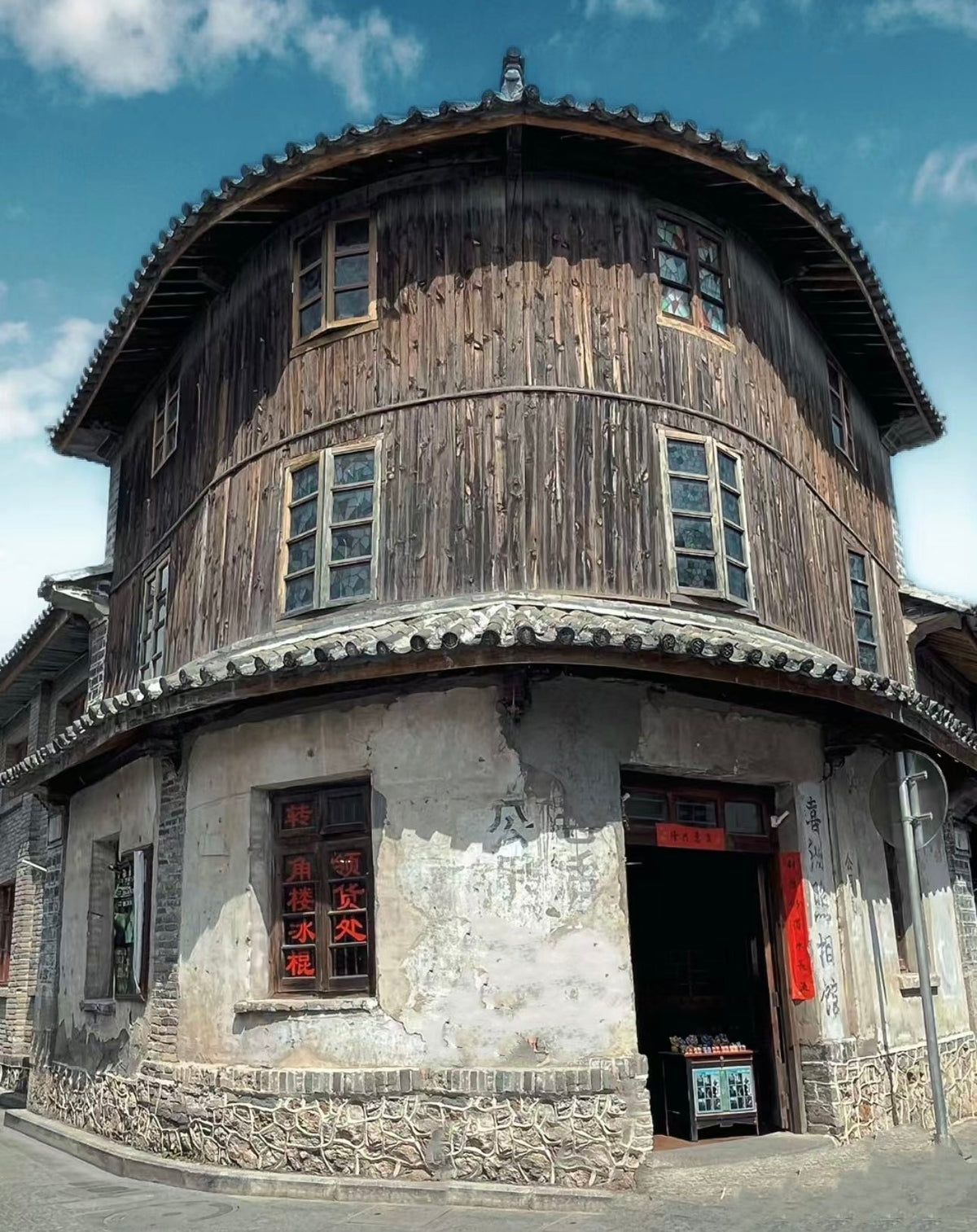 Private Car Charter Tour: One - Day Tour of Erhai Lake, Dali, Yunnan