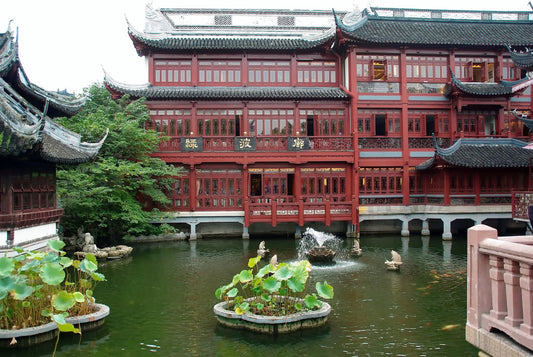 Oriental Pearl Tower&the Bund&Yu Garden 1-Day Charter