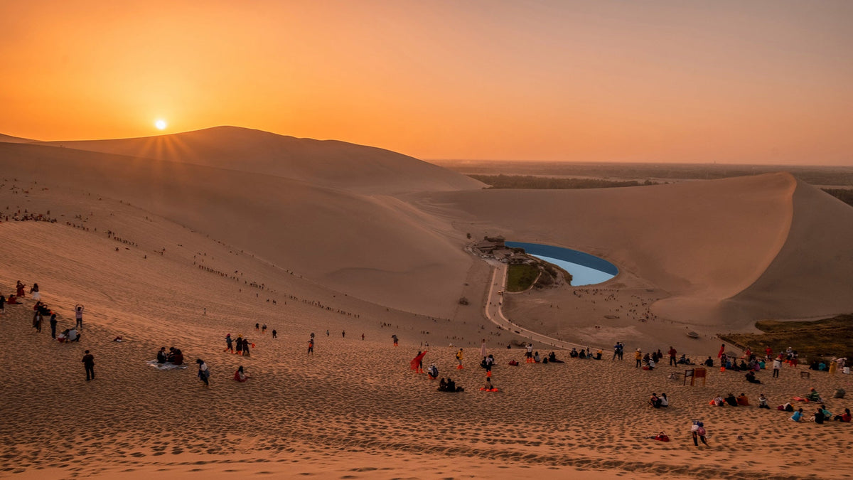 Chartered car tour Dunhuang one - day chartered car tour (optional Mogao Grottoes - Mingsha Mountain - Yumen Pass - Yardang Ghost City - Yulin Grottoes)