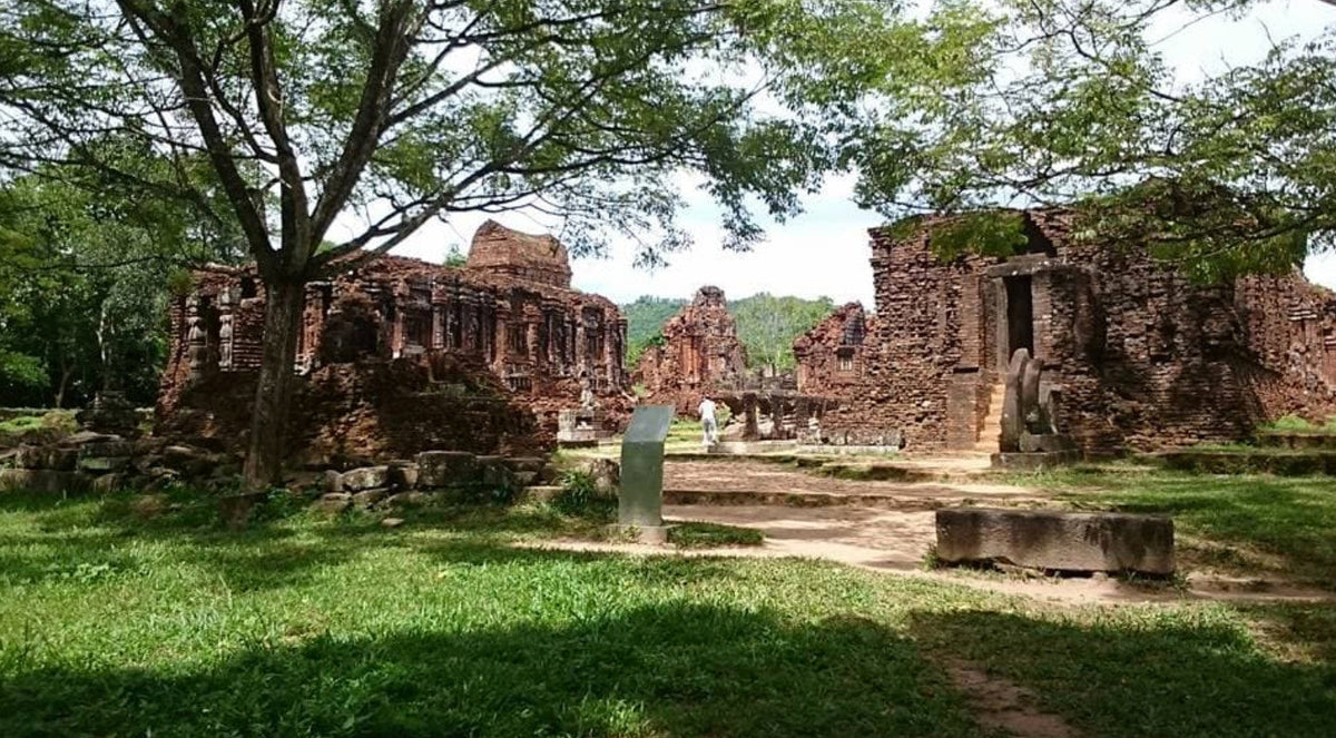 Hoi An Car Rental With Driver to My Son Sanctuary
