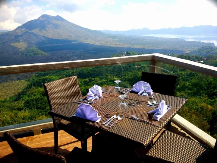 Buffet Lunch at Kintamani Bali & Optional Private Car Rental