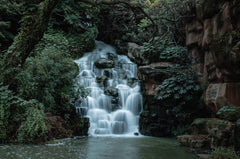Guilin Gudong Waterfall & Li River Crown Rock Chartered Tour