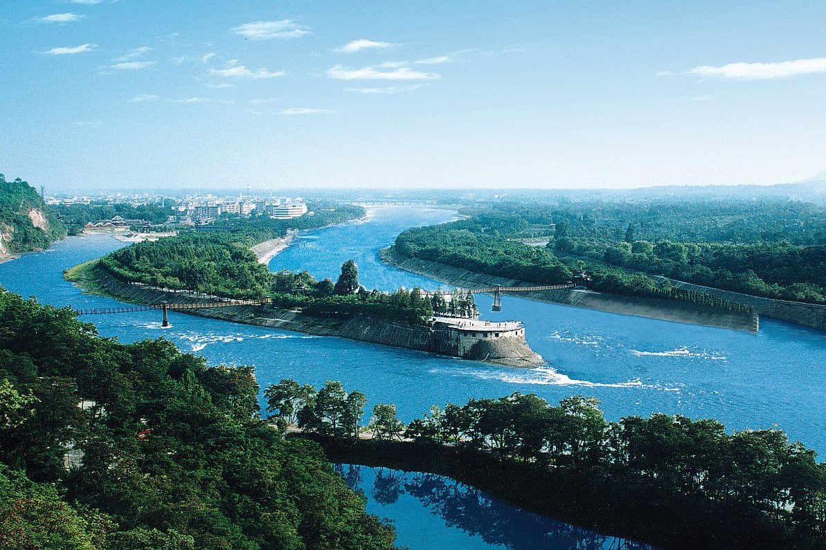 Private Car Tour: Chengdu to Dujiangyan - Mount Qingcheng One - Day Private Car Tour