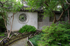 Zhouzhuang Water Town, Chongyuan Temple & Couple's Garden Private Car Day Tour