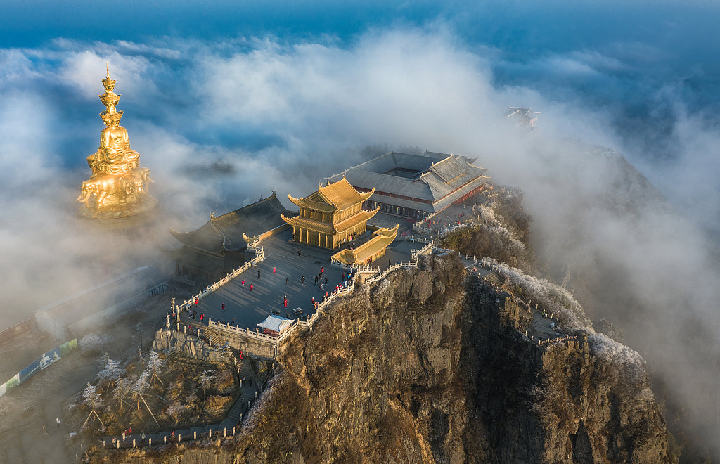 Private Car Tour: Chengdu Leshan Giant Buddha - Mount Emei 1 - Day - 2 - Day Private Car Tour